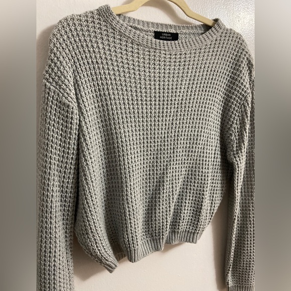 Cropped Grey Sweater - size large - Picture 1 of 4
